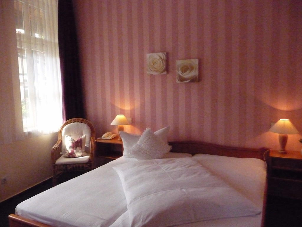 Hotel Am Grudenberg Halberstadt Phòng bức ảnh